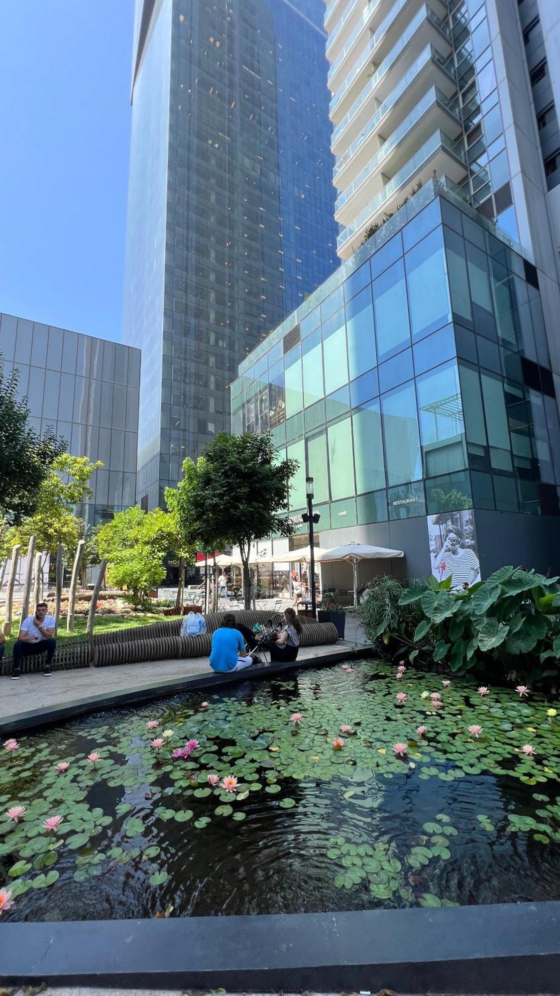 Midtown Luxury דירה
